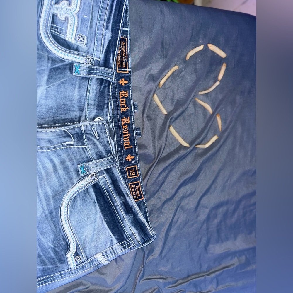 Men’s straight blue rock revival jeans